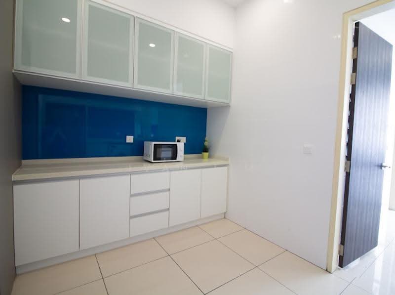 Service Residence for Sale at Tropical Villa - Ivan Lim - Kitchen - PropertyGuru.com.my