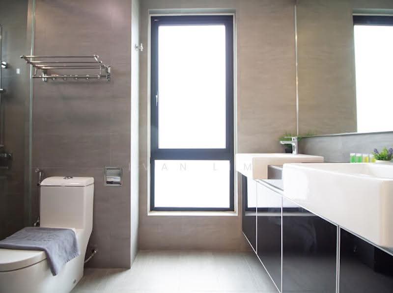 Service Residence for Sale at Tropical Villa - Ivan Lim - Bathroom - PropertyGuru.com.my