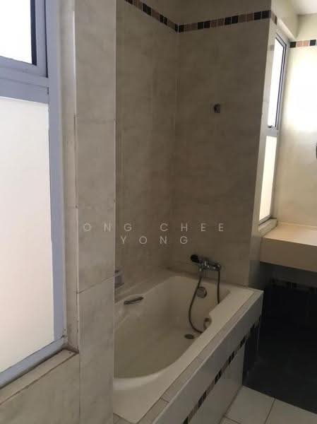 Semi-Detached House for Sale in Kota Kemuning (Shah Alam) - Ong Chee Yong - Bathroom - PropertyGuru.com.my