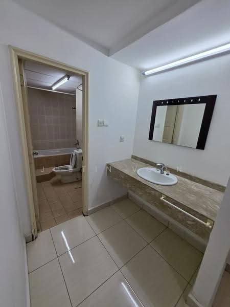 Condominium for Sale at Kiaramas Sutera - Justin Voon - Bathroom - PropertyGuru.com.my