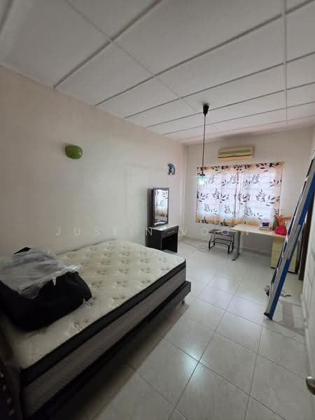 2-storey Terraced House for Sale in Sunway Batu Caves (Batu Caves) - Justin Voon - Bedroom - PropertyGuru.com.my