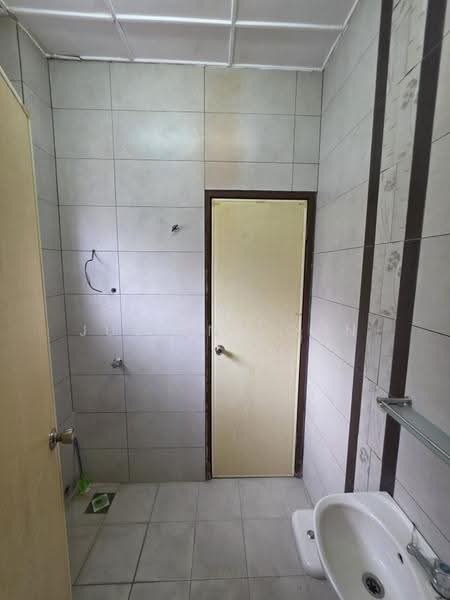 2-storey Terraced House for Sale in Sunway Batu Caves (Batu Caves) - Justin Voon - Bathroom - PropertyGuru.com.my