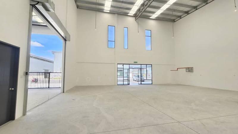 Kilang untuk Disewa di Eco Business Park V (Puncak Alam) - Joey Koh - Entrance - PropertyGuru.com.my