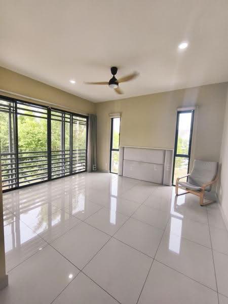 Rumah Teres 2-Tingkat untuk Disewa di Telok Panglima Garang (Selangor) - Michelle Lee - PropertyGuru.com.my
