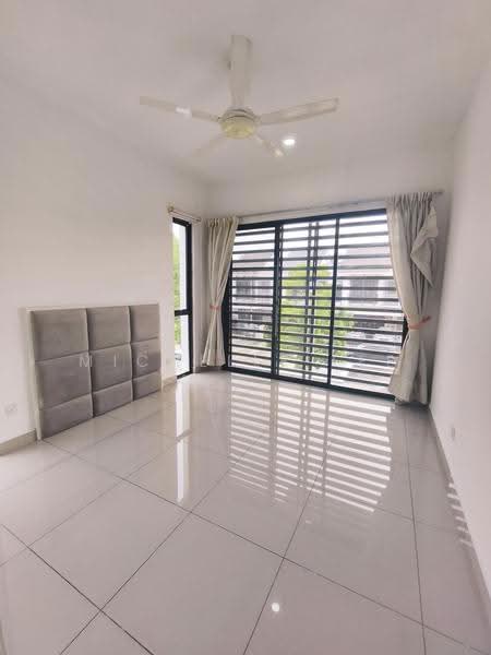 Rumah Teres 2-Tingkat untuk Disewa di Telok Panglima Garang (Selangor) - Michelle Lee - PropertyGuru.com.my