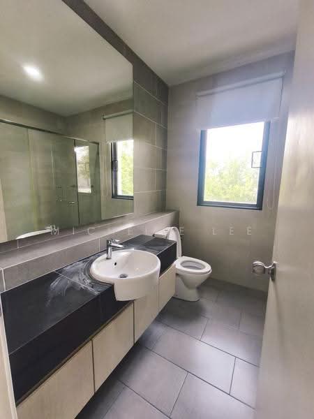 Rumah Teres 2-Tingkat untuk Disewa di Telok Panglima Garang (Selangor) - Michelle Lee - Bathroom - PropertyGuru.com.my