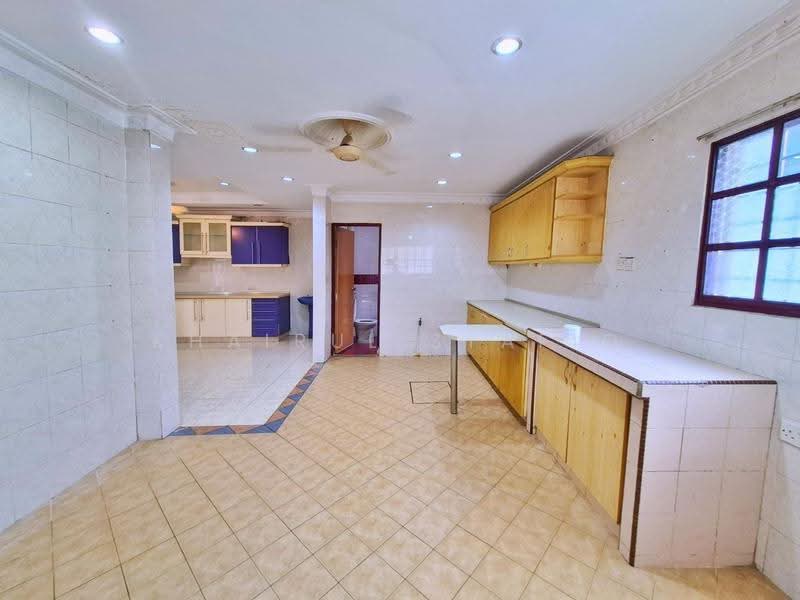 Rumah Teres 2-Tingkat untuk Dijual di Seksyen 7 (Kota Damansara) - Khairul Syafiq - Kitchen - PropertyGuru.com.my