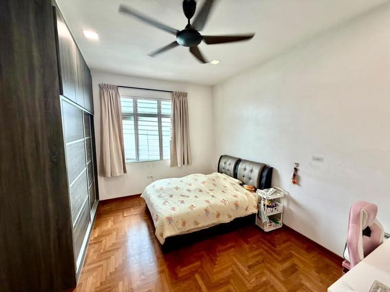Semi-Detached House for Sale in Taman Perling (Perling) - Zoey Lee - Bedroom - PropertyGuru.com.my