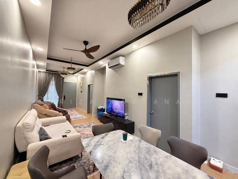 Rumah Teres 1-Tingkat untuk Dijual di Banting (Selangor) - Sariza Hartanah - Living Room - PropertyGuru.com.my