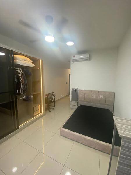 Service Residence for Sale at Veranda Residence - Ee Fong Toh - Bedroom - PropertyGuru.com.my
