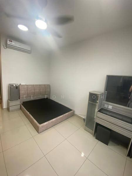 Service Residence for Sale at Veranda Residence - Ee Fong Toh - Bedroom - PropertyGuru.com.my