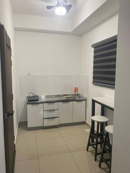 Service Residence for Sale at Veranda Residence - Ee Fong Toh - Kitchen - PropertyGuru.com.my