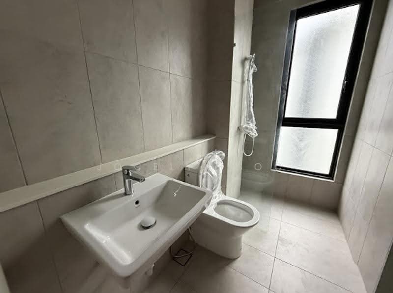 Semi-Detached House for Sale in Bandar Sungai Long (Selangor) - Jocelyn Soo - Bathroom - PropertyGuru.com.my