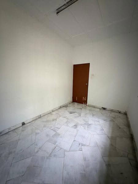 Bungalow House for Sale in Bandar Mahkota (Banting) - Noraini Dahan - PropertyGuru.com.my