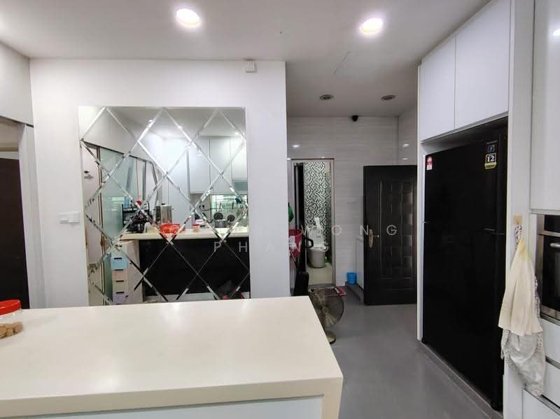 Semi-Detached House for Sale in Hill Park (Semenyih) - Tommy Wong Phang - Kitchen - PropertyGuru.com.my