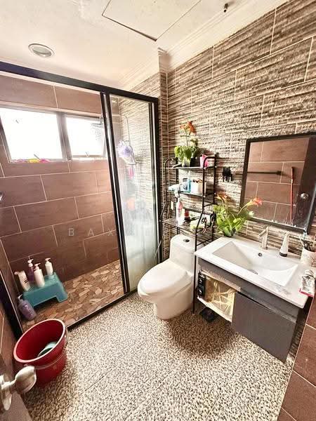 Condominium for Sale at D'Melor Condominium - Baxter Lim - Bathroom - PropertyGuru.com.my
