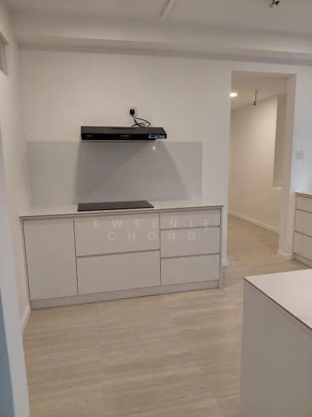 Condominium for Sale at Northpoint Residences - Kweenie Chong - Kitchen - PropertyGuru.com.my