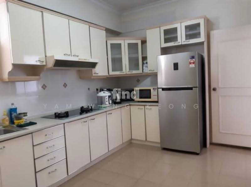 Condominium for Rent at Gold Coast Resort Condominium - Yam Weng Keong - Kitchen - PropertyGuru.com.my