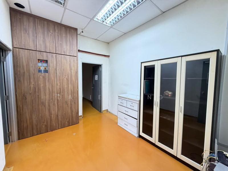 Factory for Sale in Bandar Indahpura (Kulai) - Daniel Yong - Interior - PropertyGuru.com.my