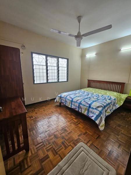 Flat for Rent at Pangsapuri Seri Tanjung - Vin Mukdawichit - Bedroom - PropertyGuru.com.my