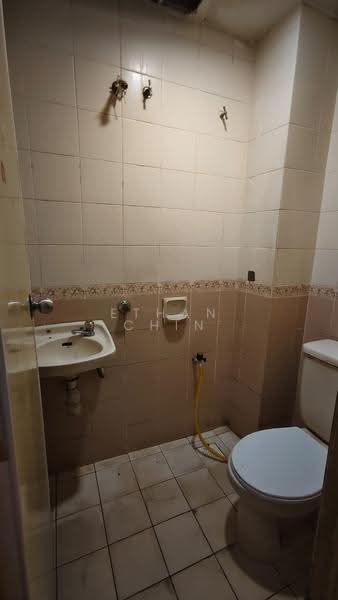 Terraced House for Sale in Bukit Rahman Putra (Sungai Buloh) - Ethan Chin - Bathroom - PropertyGuru.com.my