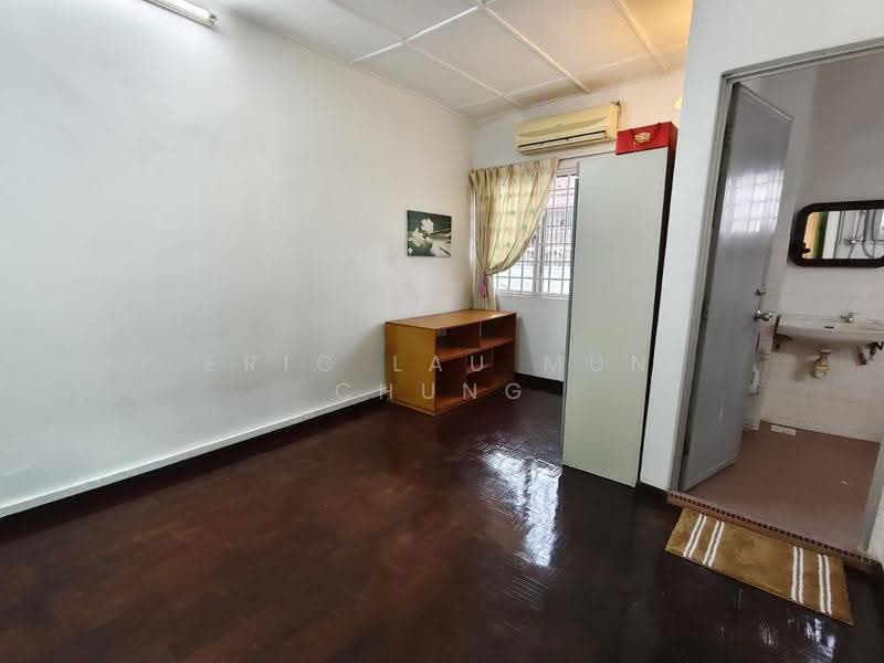2-storey Terraced House for Sale in SS25 (Petaling Jaya) - Eric Lau Mun Chung - Interior - PropertyGuru.com.my