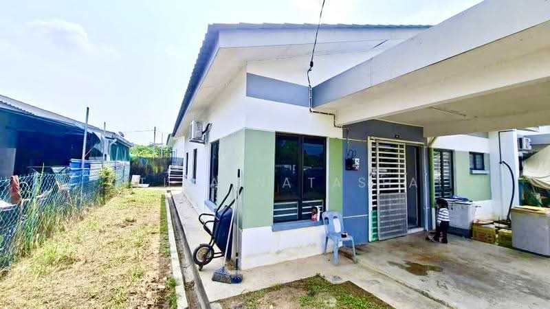 Semi-Detached House for Sale in Karak (Pahang) - Atina Natasha - Exterior - PropertyGuru.com.my