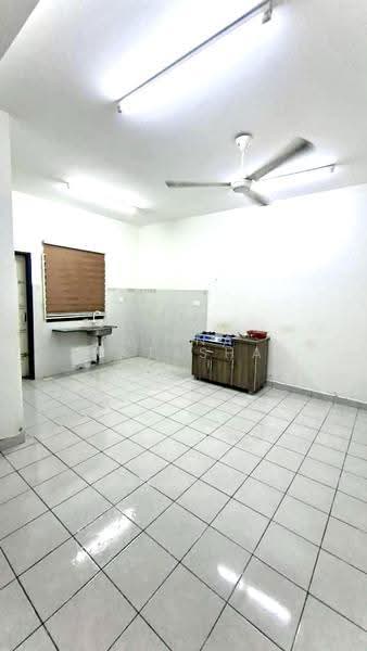 Semi-Detached House for Sale in Karak (Pahang) - Atina Natasha - Kitchen - PropertyGuru.com.my