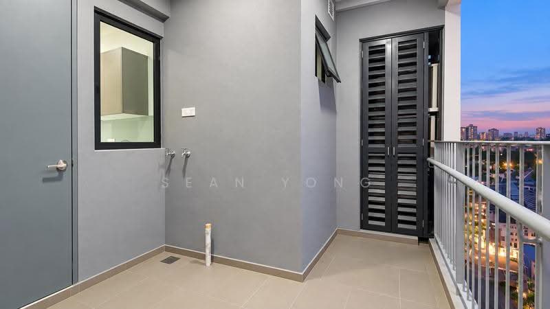 Kediaman Servis untuk Disewa di Fortune Centra - Sean Yong - Balcony - PropertyGuru.com.my