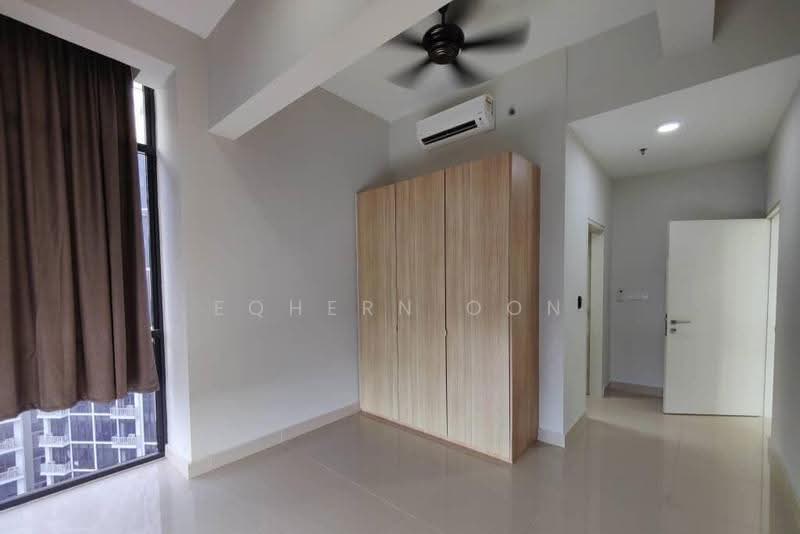 Kediaman Servis untuk Disewa di Third Avenue - Eqhern Oon - Corridor - PropertyGuru.com.my