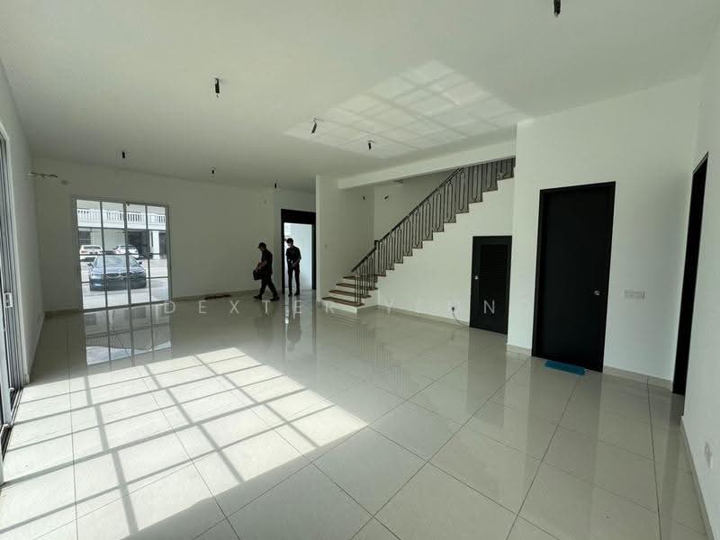 Cluster House for Sale in Eco Majestic (Semenyih) - Dexter Yeong - Living Room - PropertyGuru.com.my