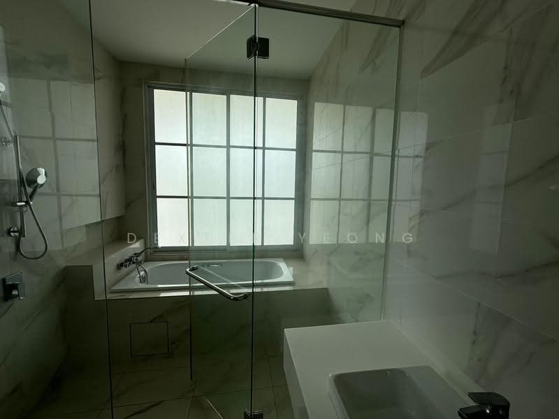Cluster House for Sale in Eco Majestic (Semenyih) - Dexter Yeong - Bathroom - PropertyGuru.com.my