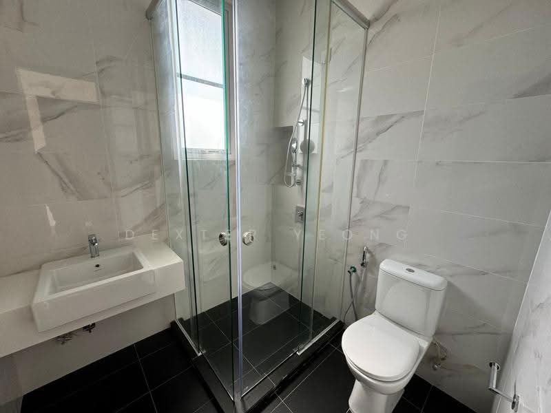Cluster House for Sale in Eco Majestic (Semenyih) - Dexter Yeong - Bathroom - PropertyGuru.com.my