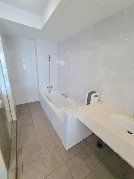 Condominium for Rent at 98 Nibong Residence - Amelie Soh - Bathroom - PropertyGuru.com.my