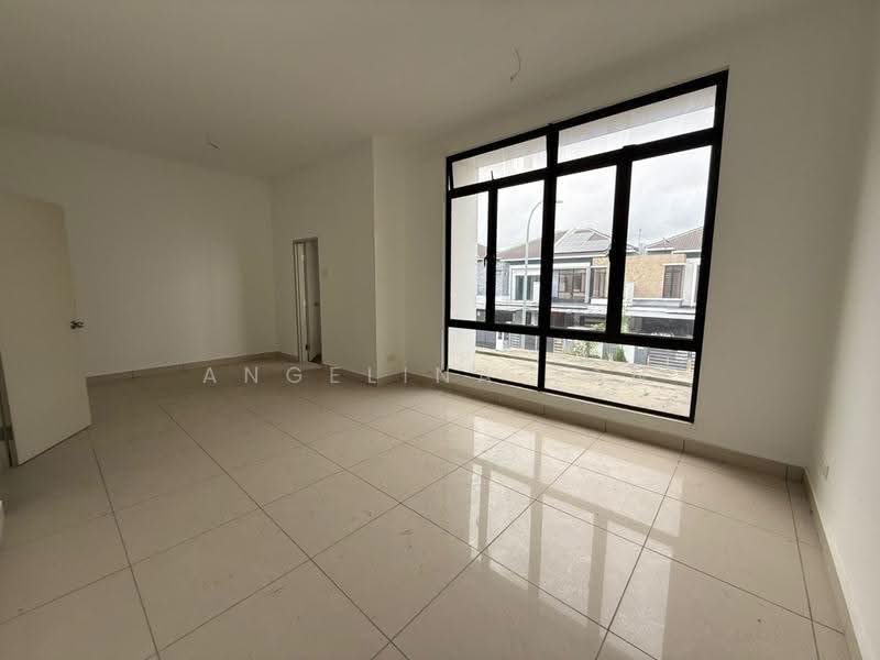 2-storey Terraced House for Sale in Johor Bahru (Johor) - Angelina Tan - Living Room - PropertyGuru.com.my