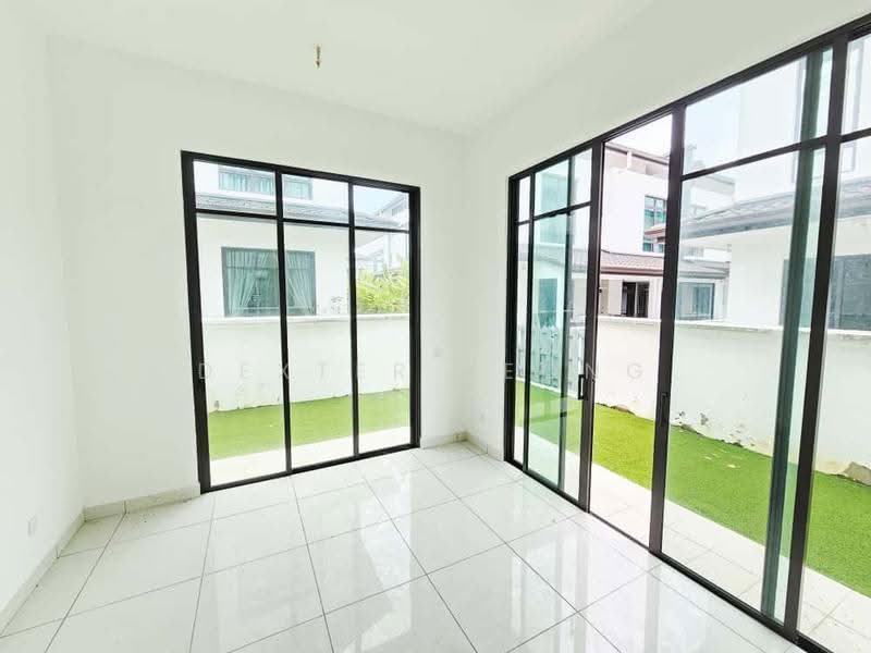 Semi-Detached House for Sale in Eco Majestic (Semenyih) - Dexter Yeong - Exterior - PropertyGuru.com.my