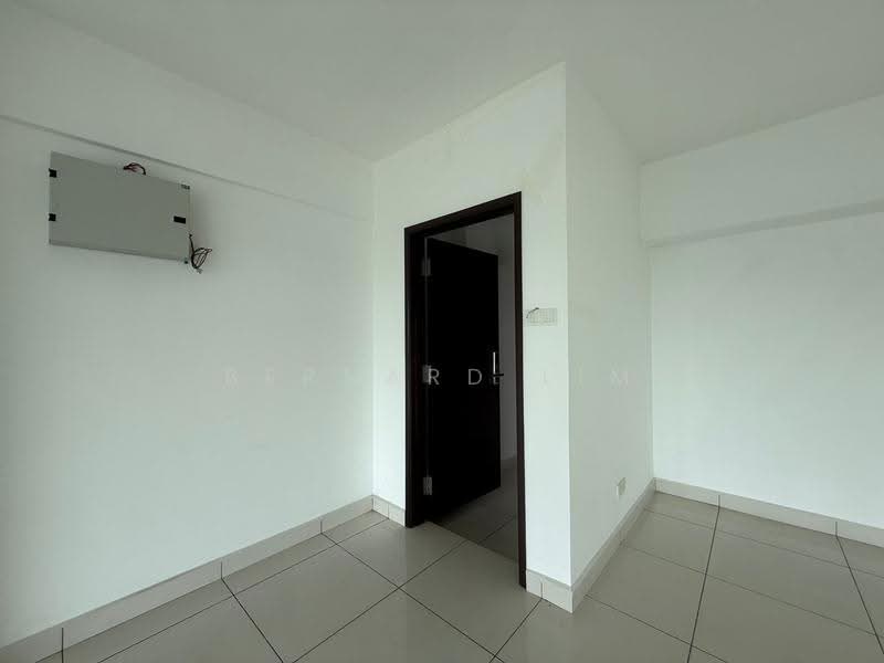 Service Residence for Sale at Molek Pulai - Bernard Lim - Interior - PropertyGuru.com.my