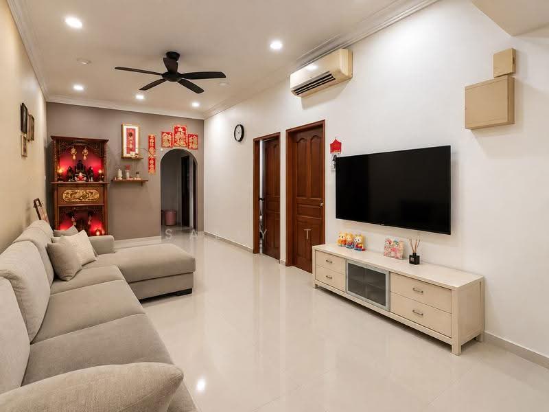 Rumah Teres 1-Tingkat untuk Dijual di Taman Johor Jaya (Johor Bahru) - Sally Tuo - Living Room - PropertyGuru.com.my