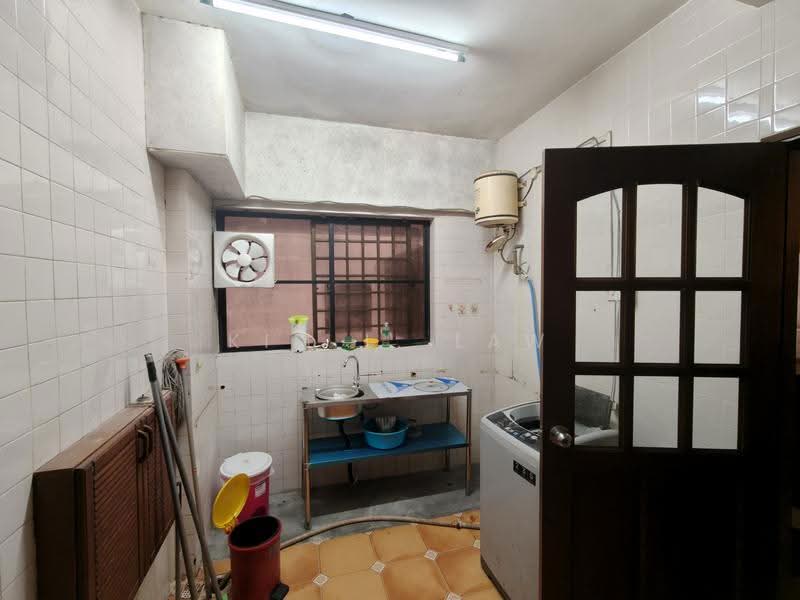 Apartment for Sale at Meranti Apartment - Kim L. Law - Kitchen - PropertyGuru.com.my