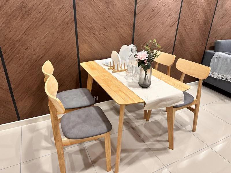 Kediaman Servis untuk Disewa di Emerald 9 - Sean Ch’ng - Dining Room - PropertyGuru.com.my