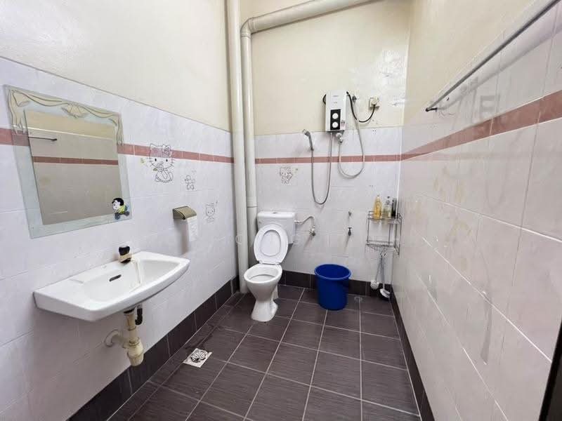 2-storey Terraced House for Sale in Taman Universiti (Skudai) - Ee Fong Toh - PropertyGuru.com.my