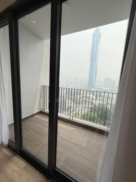 Kediaman Servis untuk Disewa di Sunway Belfield - Chloe Mok - Balcony - PropertyGuru.com.my