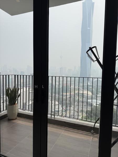 Kediaman Servis untuk Disewa di Sunway Belfield - Chloe Mok - Balcony - PropertyGuru.com.my