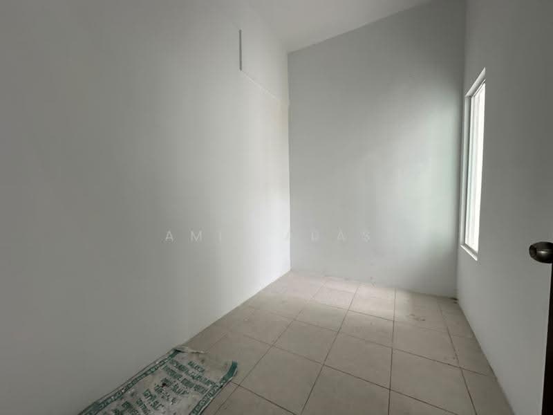 2-storey Terraced House for Sale in Seremban (Negeri Sembilan) - Amir Abas - Interior - PropertyGuru.com.my