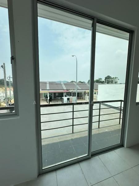 2-storey Terraced House for Sale in Seremban (Negeri Sembilan) - Amir Abas - Balcony - PropertyGuru.com.my