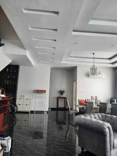 Semi-Detached House for Sale in Shah Alam (Selangor) - Esther Ng - Living Room - PropertyGuru.com.my