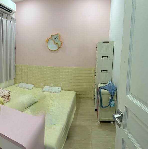 Rumah Teres 1-Tingkat untuk Dijual di Taman Puteri Wangsa (Ulu Tiram) - Karl Lim - Bedroom - PropertyGuru.com.my