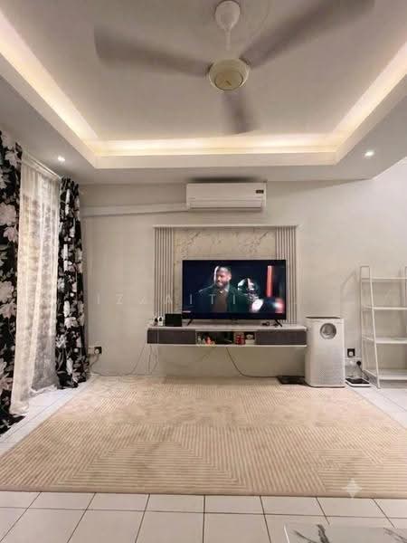 2-storey Terraced House for Sale in Taman Pinggiran Putra (Seri Kembangan) - Izzaitie . - PropertyGuru.com.my