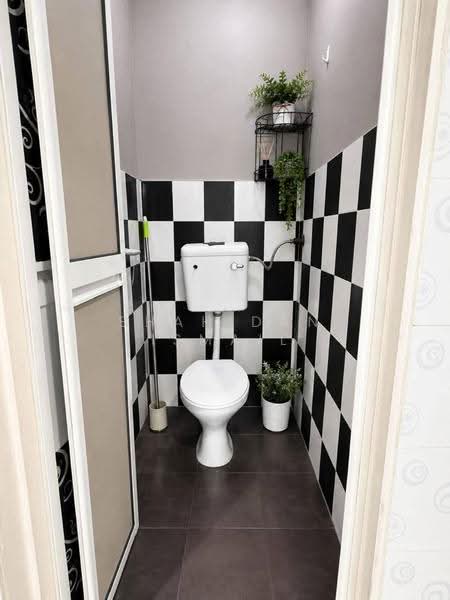 1-storey Terraced House for Sale in Taman Cekur Manis (Lunas) - Shahidan Ismail - Bathroom - PropertyGuru.com.my