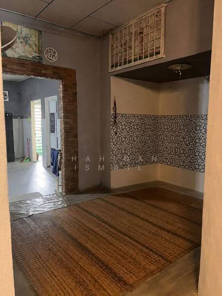 1-storey Terraced House for Sale in Taman Cekur Manis (Lunas) - Shahidan Ismail - Interior - PropertyGuru.com.my